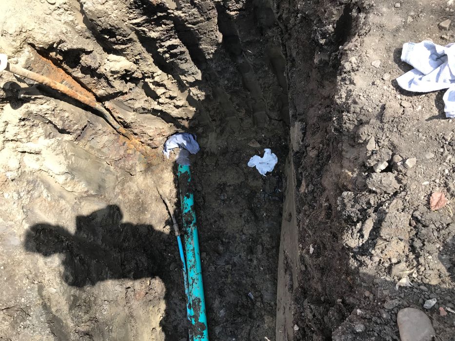 Utility line grade and alignment